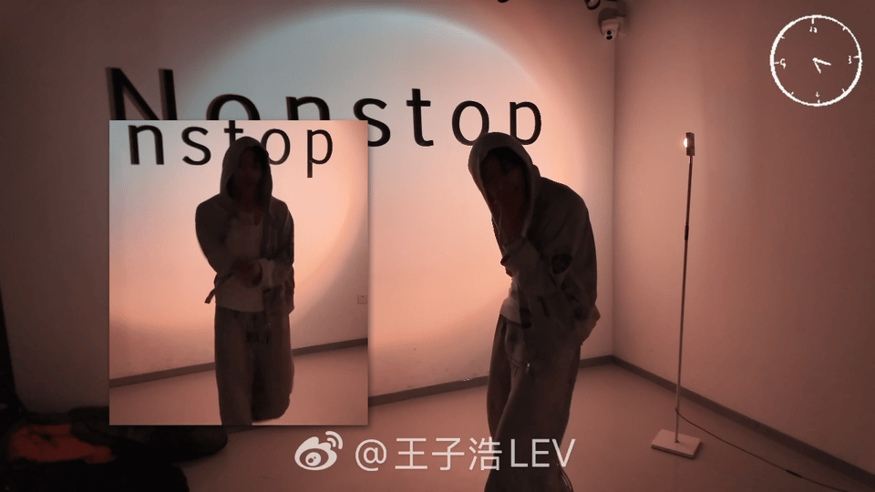 王子浩魔力歌先生舞台随记魔力歌先生 看完《宝贝，对不起》的舞台：王子浩绝了！看完