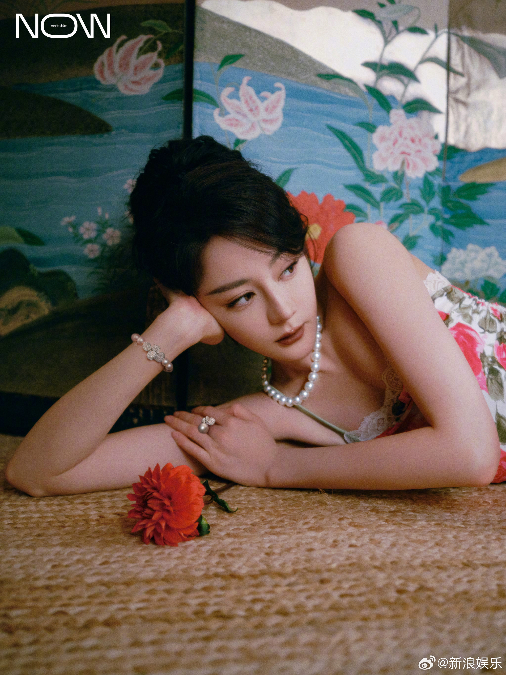 迪丽热巴没有想回到过去的想法迪丽热巴说做演员没有捷径可走 受访称自己不会有什么遗