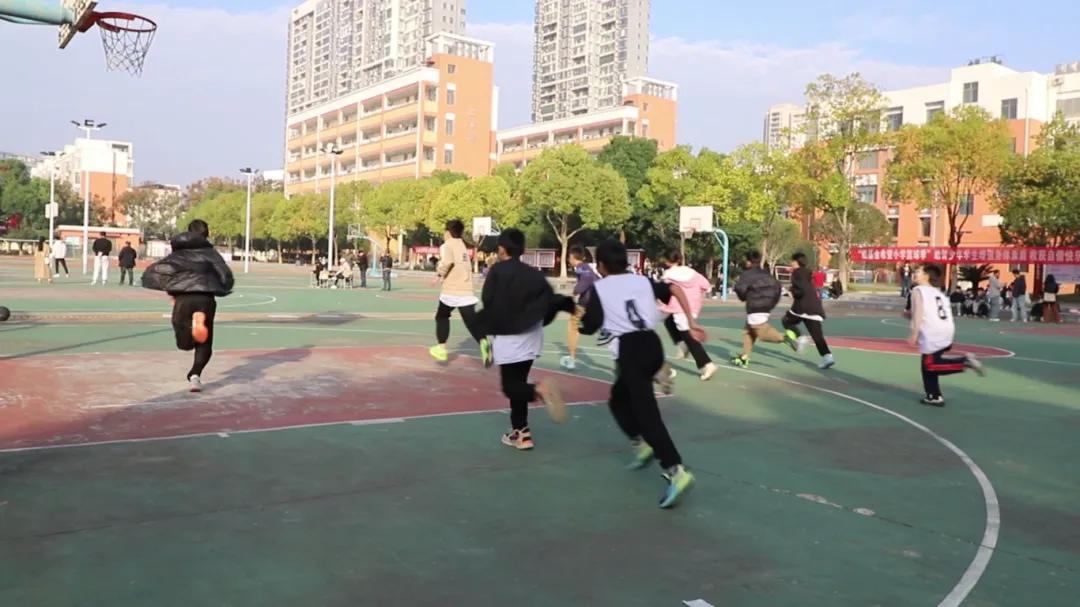 姚基金篮球季南县站联赛开赛 乡村少年赛场逐梦展风采