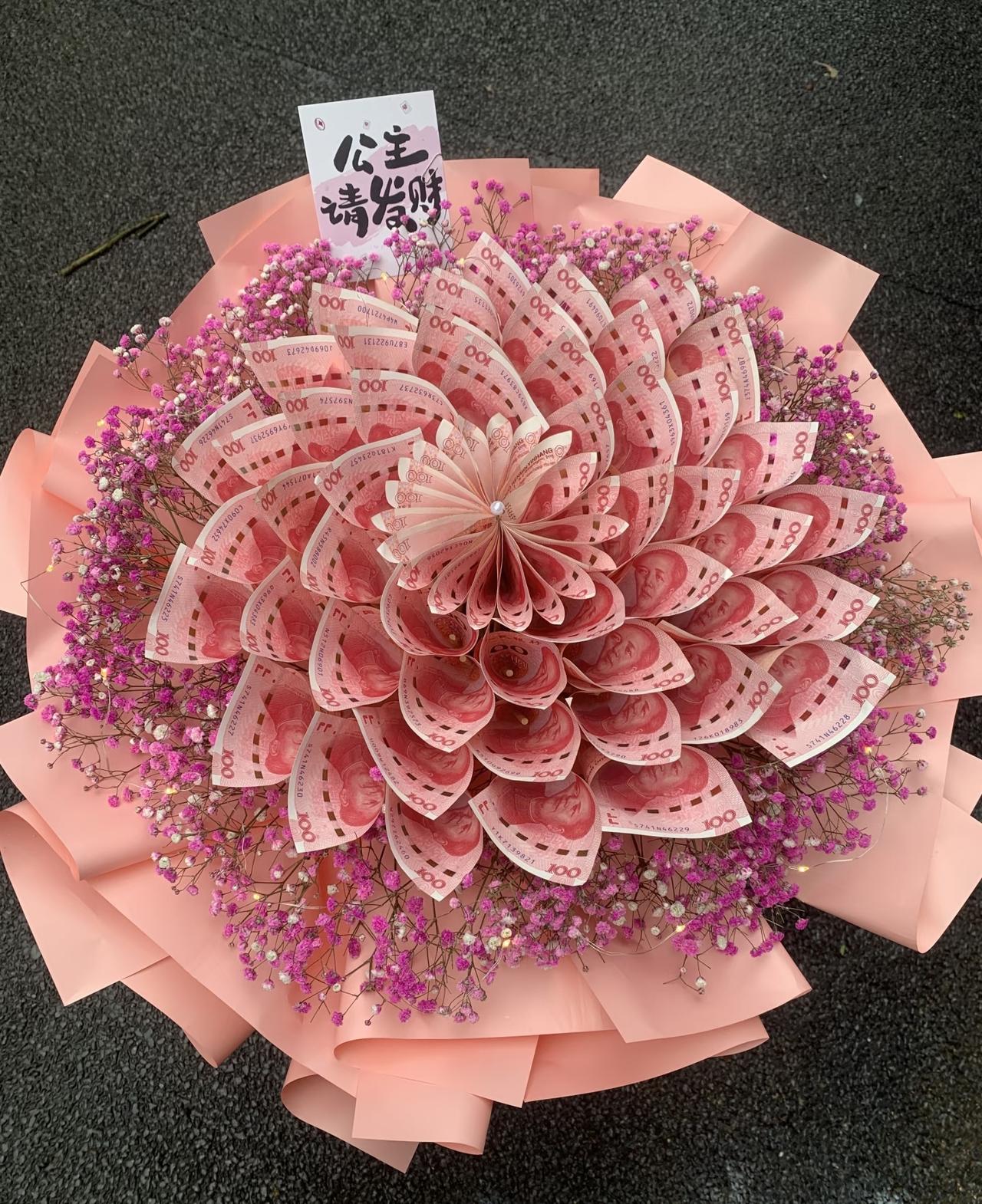 父母老了，肯定是需要陪伴的，如果有来生，不做谁的妻，只做父母的女，好好的陪伴父母