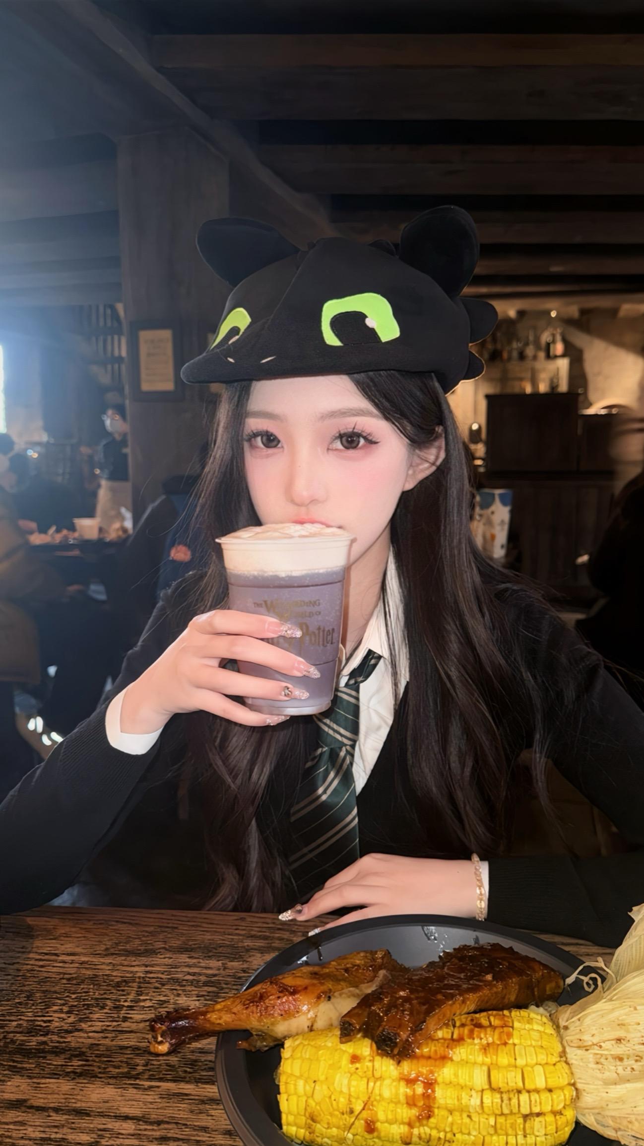 𝙐𝙣𝙞𝙫𝙚𝙧𝙨𝙖𝙡 𝘿𝙖𝙮 ♫•*¨*🌍🧙‍♀️🪄