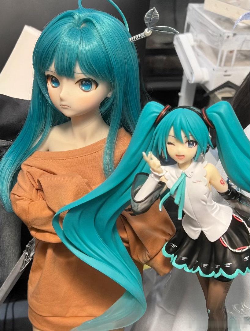 买了个新Nt，怎么旧的生气了初音未来[超话] ​​​