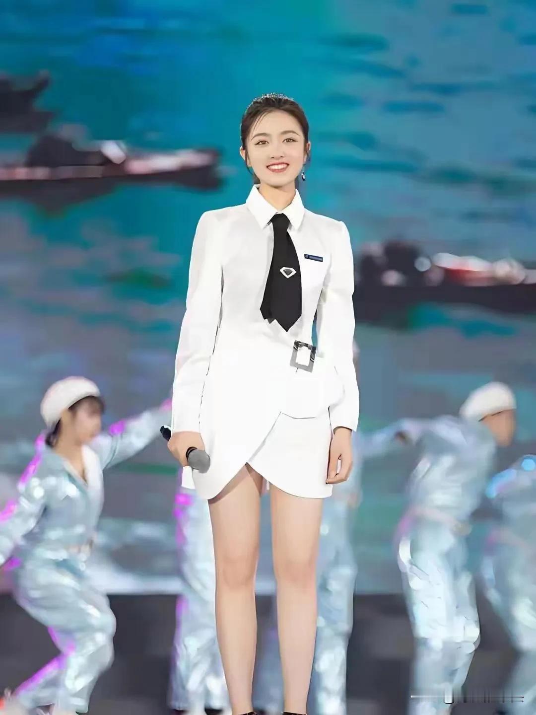 李兰迪这腿太销魂了