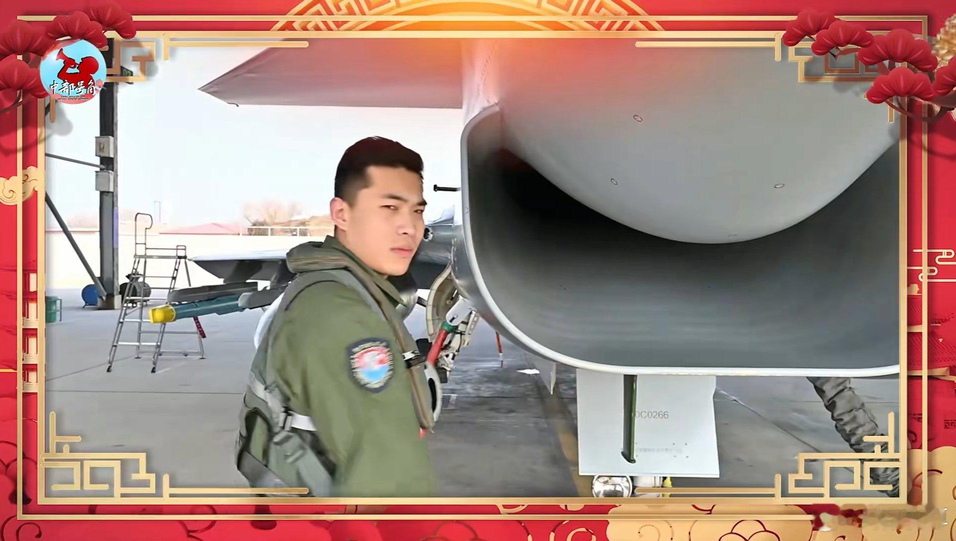 中部空军歼10C在战位 ​​​