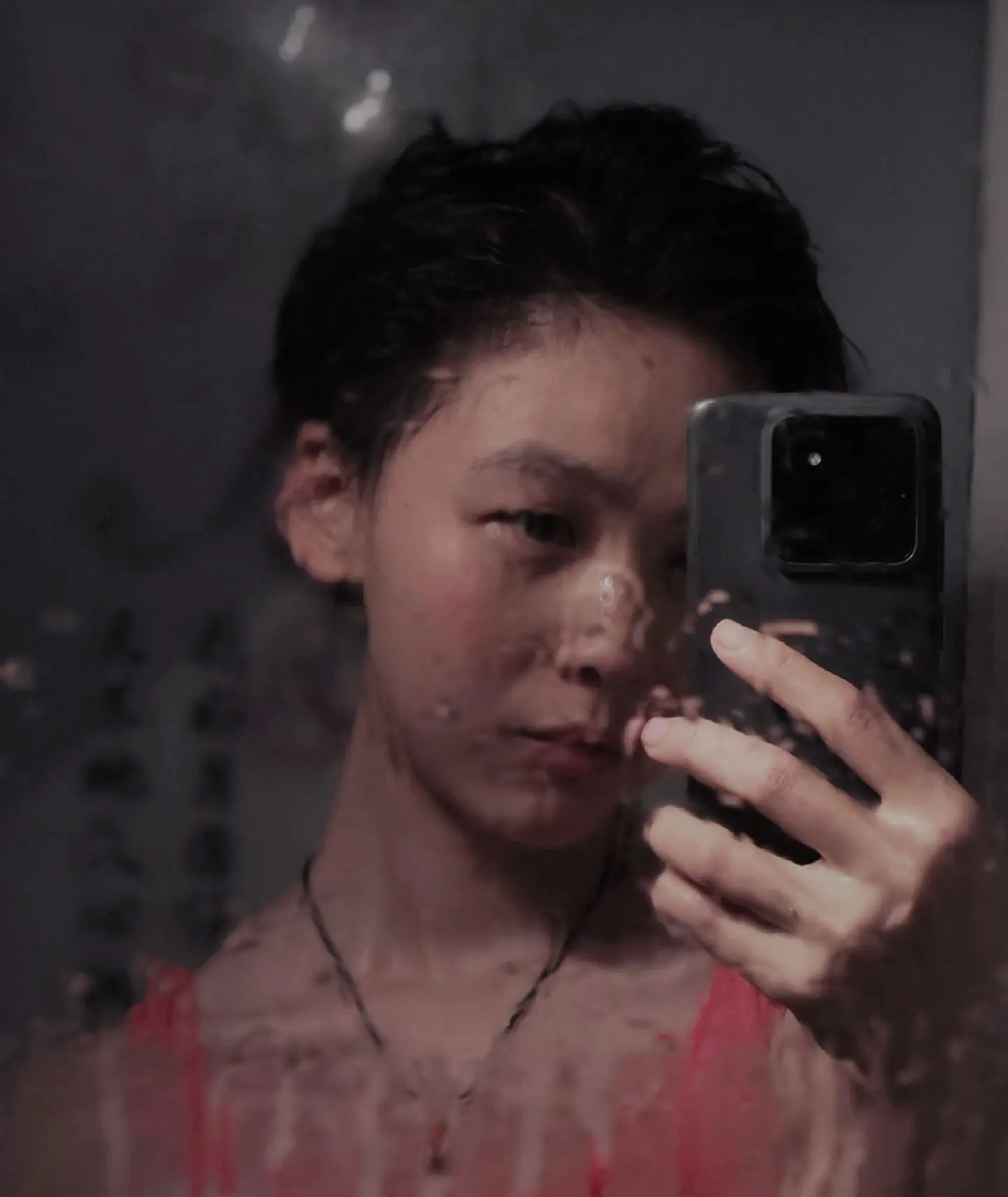 死鬼热水器中途没热水了。超