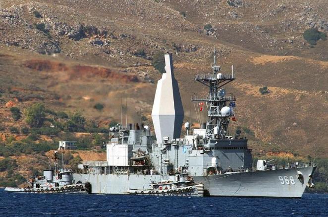 最危险的时刻，往往不是谁真的想开战，而是谁都不肯先认怂。
这两天中东局势突然绷到