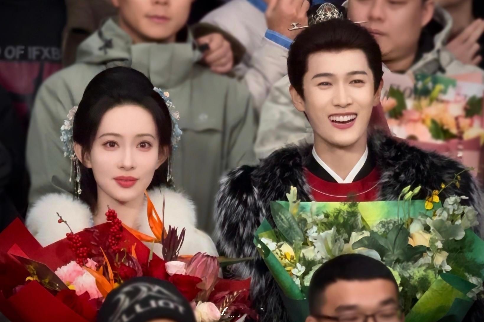 孟子义李昀锐杀青同框照，期待早日见面！！ 