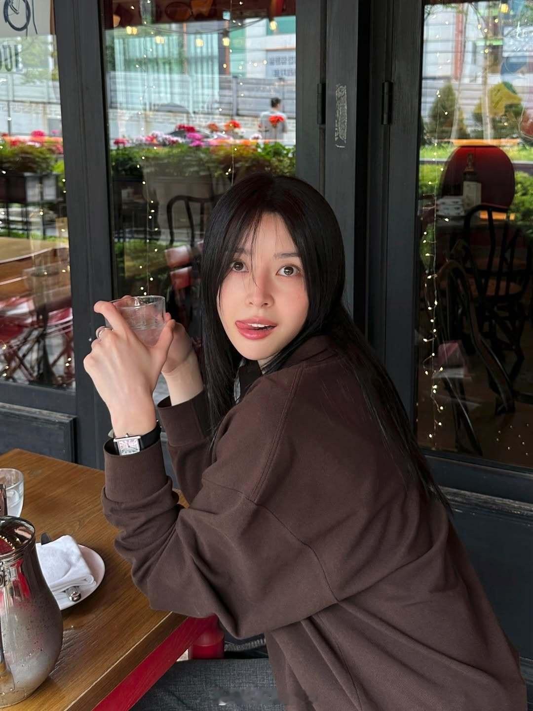 权娜拉 ​​​