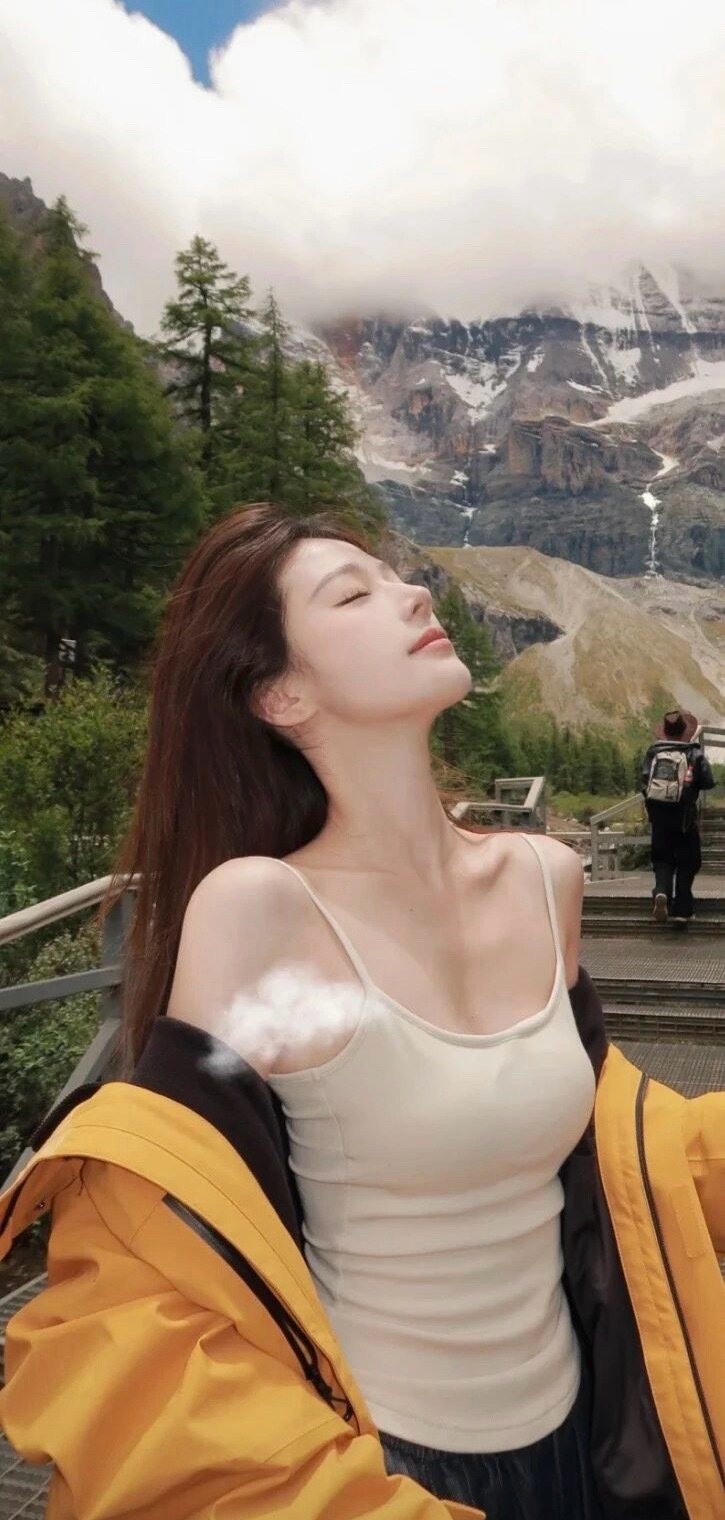 美女壁纸～ 