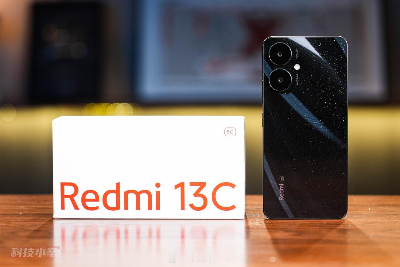 新的入门5G手机 - Redmi 13C
仅售749元起，但是 4+128 / 