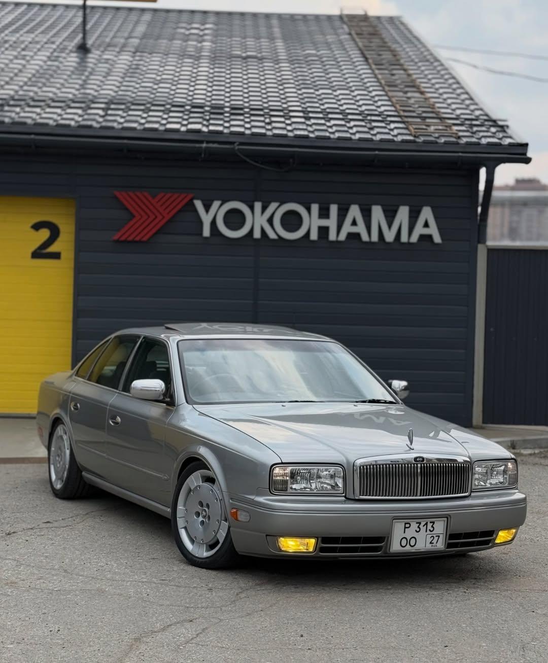 日产 President（总统）G50 是日产汽车在1990年至2002年间推出