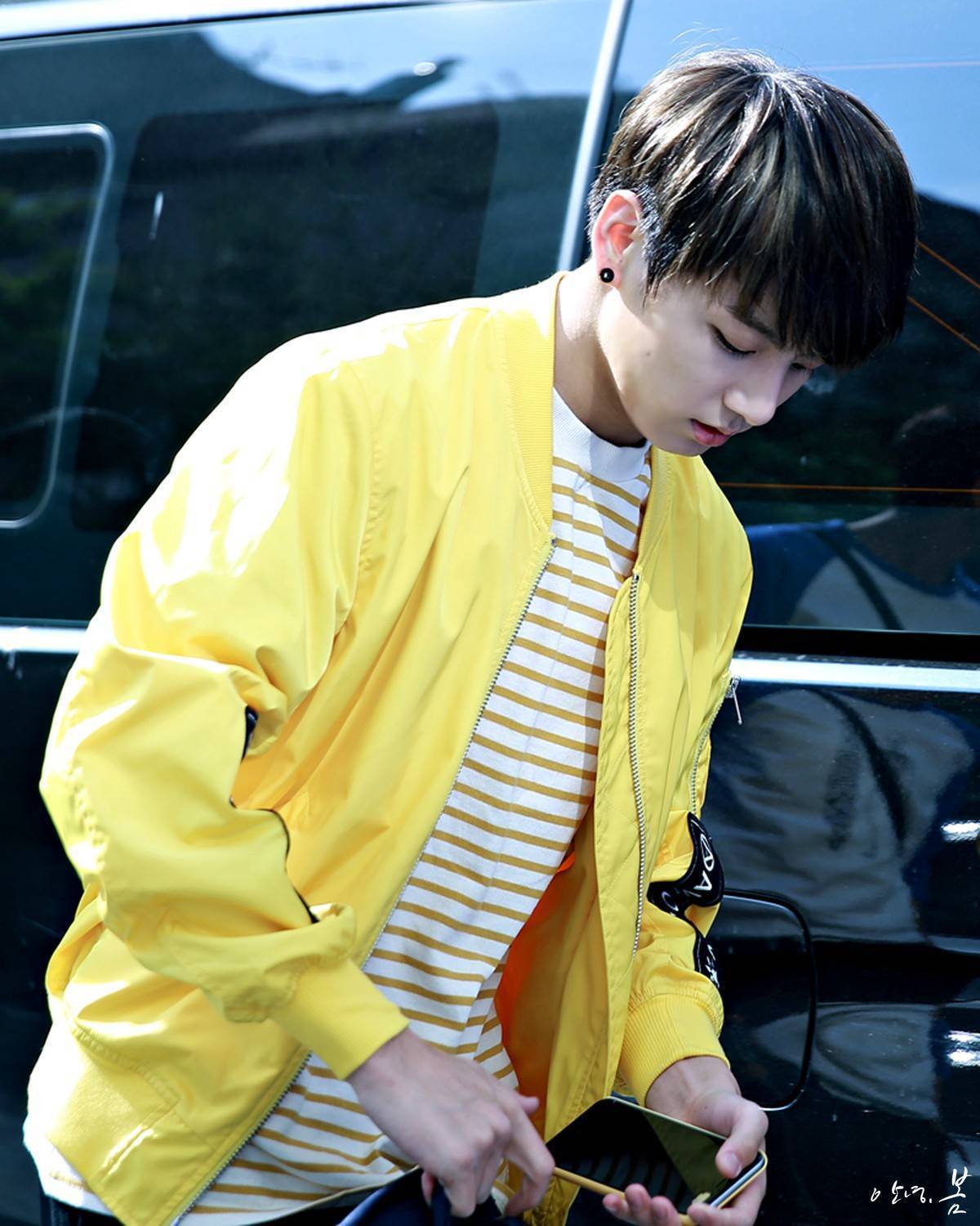 田柾国 150602 一周的偶像 上班 ©️logo清爽夏日 