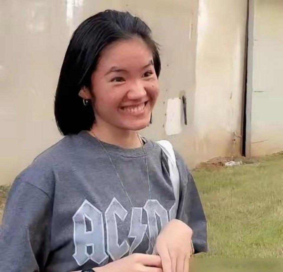 崔妈妈停了没血缘关系女儿优优的零花钱她俩撕破脸，这事网上闹得沸沸扬扬。崔妈直播吐