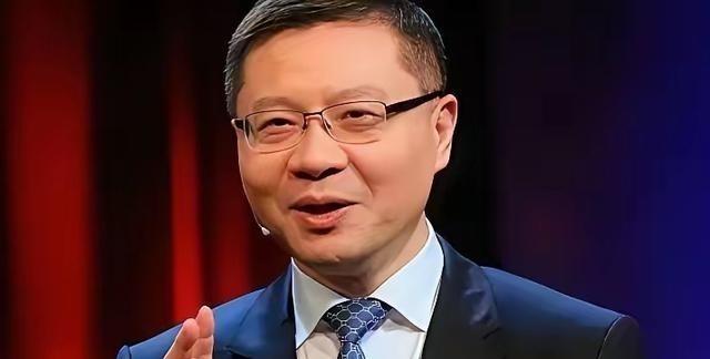 中国有两位预言神准的专家，一个是复旦的张维为，曾断言乌克兰或将亡国；另一位是林毅