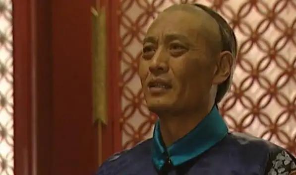 雍正八年，三阿哥胤祉全家被一道圣旨圈禁，理由是怡亲王丧礼上迟到了半个时辰

要知