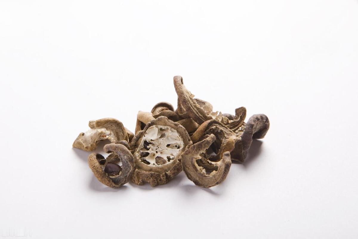 肝囊肿，我没让患者做过手术，我永远忘不了，倪海厦曾经训斥现在的医生：你们统统都是