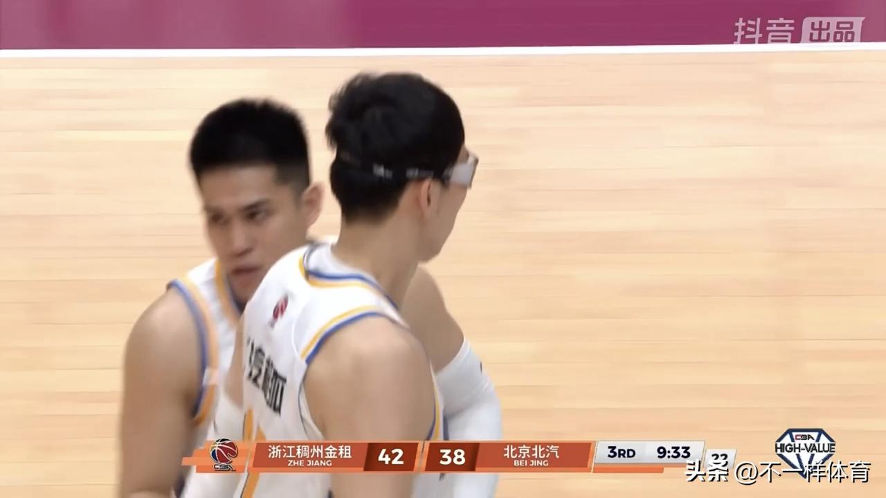 周琦13分10篮板2助攻，赵睿缺阵，陈盈骏14+2+3，CBA北京队走过场一样6