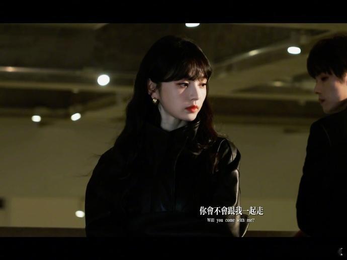 田曦薇港风靓女   田曦薇港风靓女简直就是太美了呀，港风的味道绝对就已经a到我了