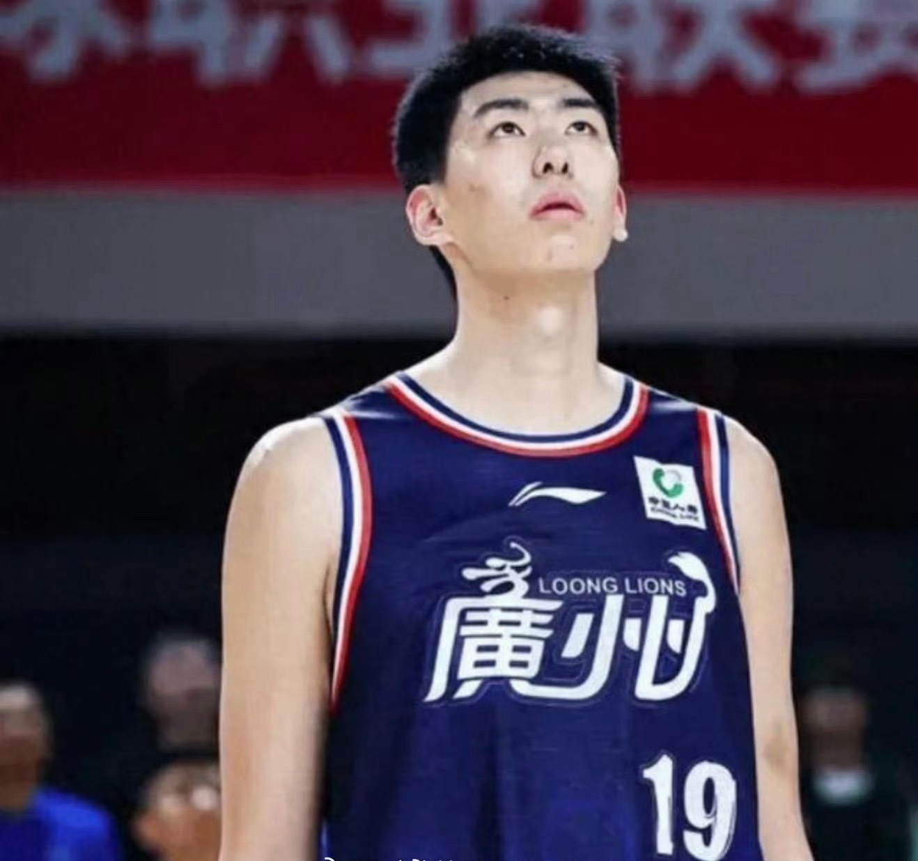又一个中国球员或能打NBA了别扯淡了，先把CBA打明白再说吧，国家队都进不去能打