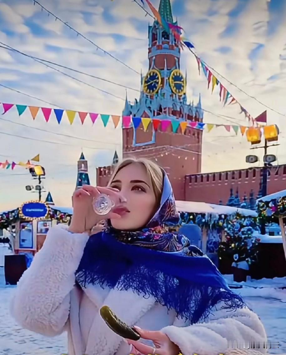 在俄罗斯面包和盐是最高礼遇：迎接贵客时，俄罗斯人会献上面包和盐。

像金正恩访俄