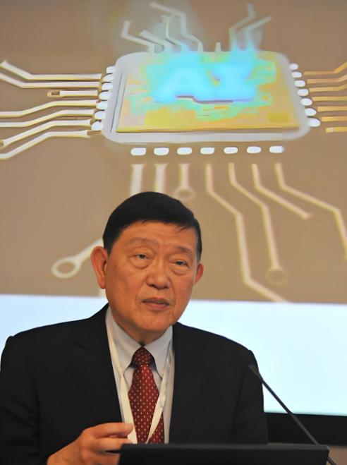 中芯国际创始人张汝京曾说，他说在自己离开台积电时，台积电董事长告诉他，你敢去大陆