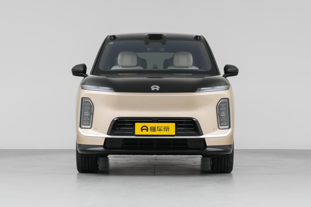 六十万左右想买台豪华旗舰SUV，别只认准老牌BBA了，国产大型SUV蔚来ES9绝