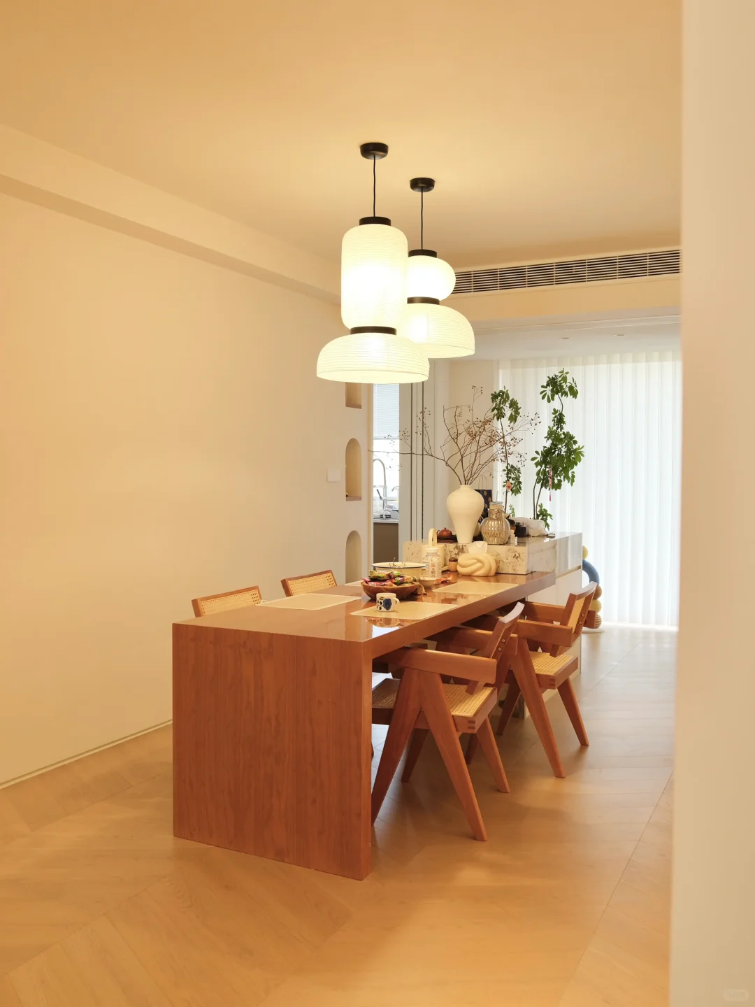 没听劝，150平做了全屋木地板通铺……