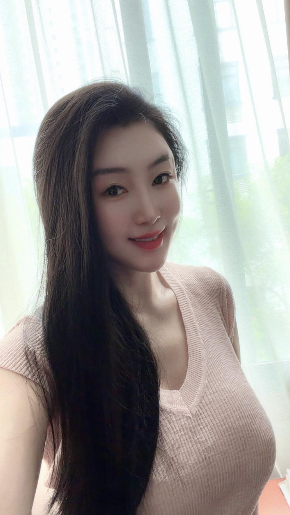 今日是温柔小姐姐