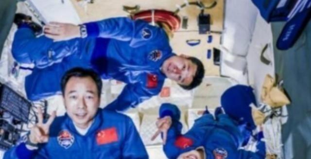 为什么大家都不提中国空间站了？没脸提，跟国际空间站差距太大，但不是中国空间站拿不
