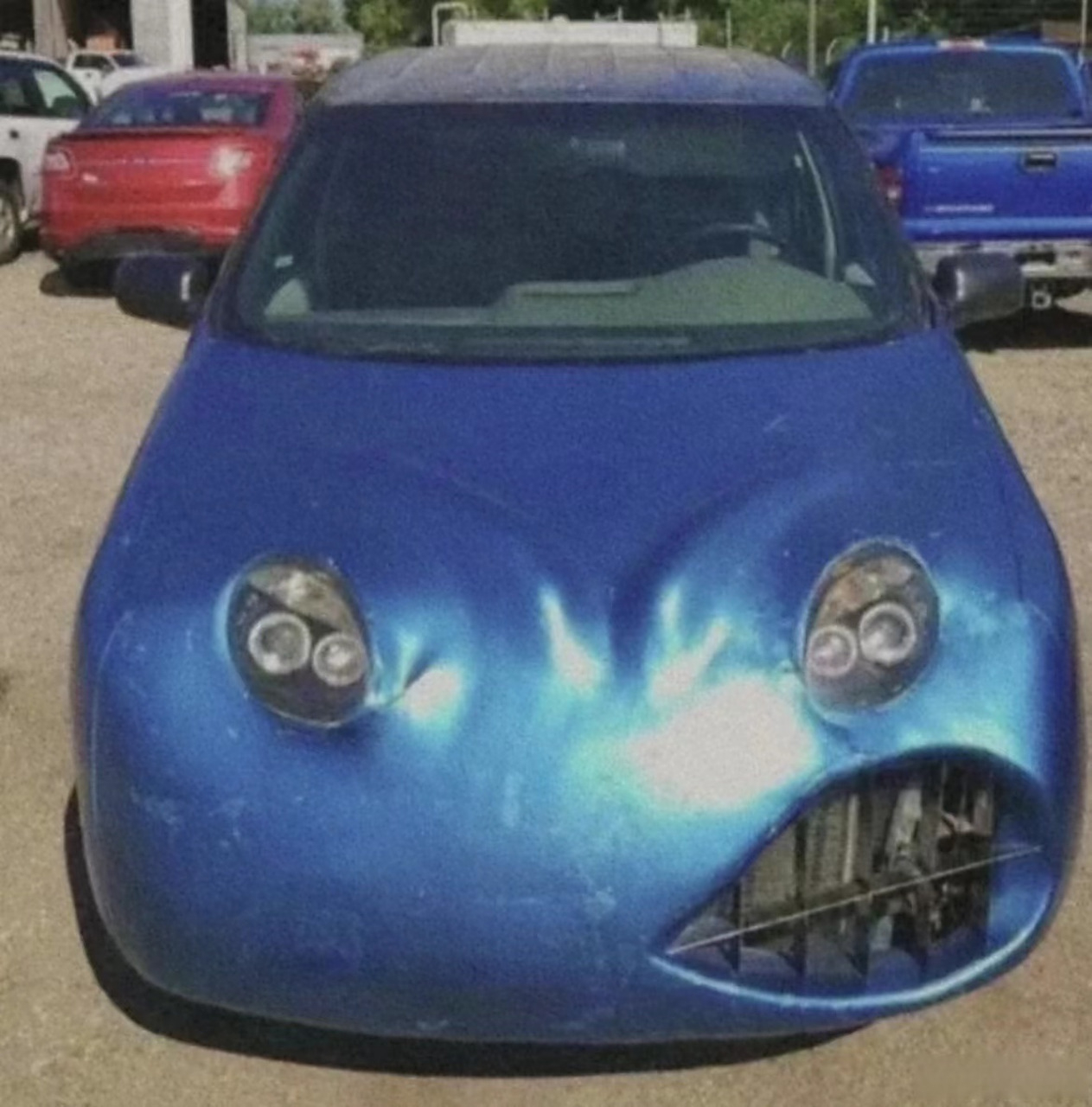 你看着怎么牙有点疼