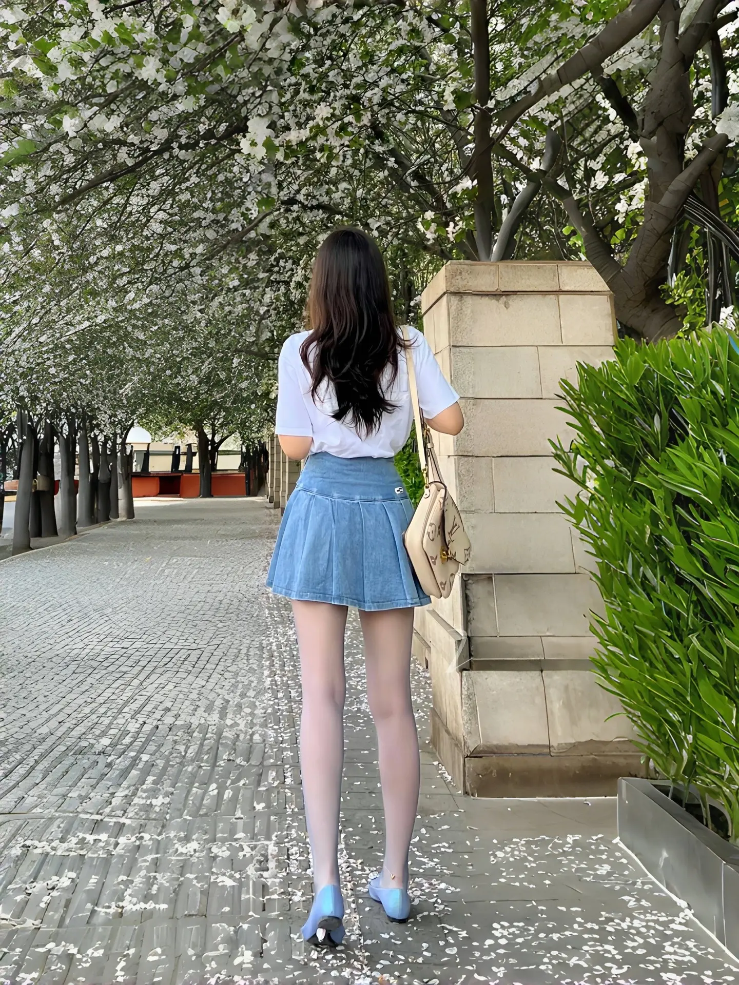 海棠花的花语是：我想你了