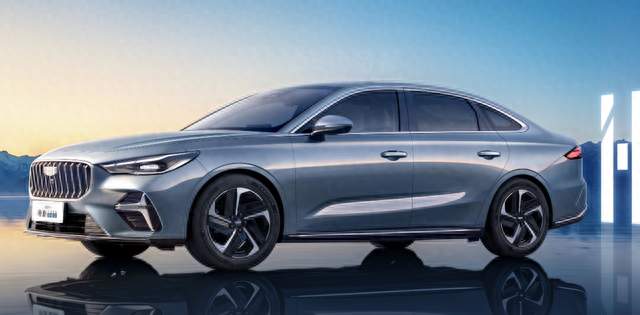 网友戏称“V8卡罗拉”！吉利发布7万级准中级车