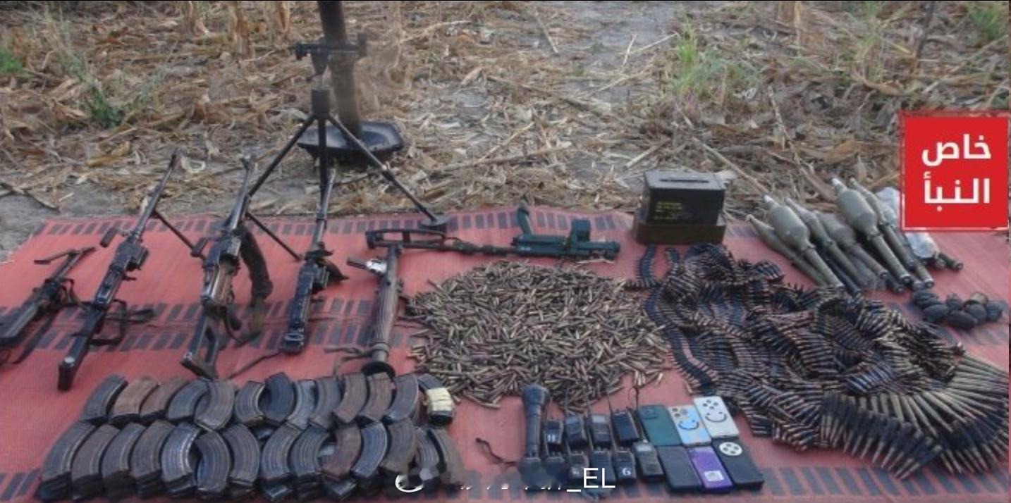 极端组织ISWAP在尼日利亚东北部博尔诺州伊兹格镇袭击尼军，夺取了一批武器弹药。