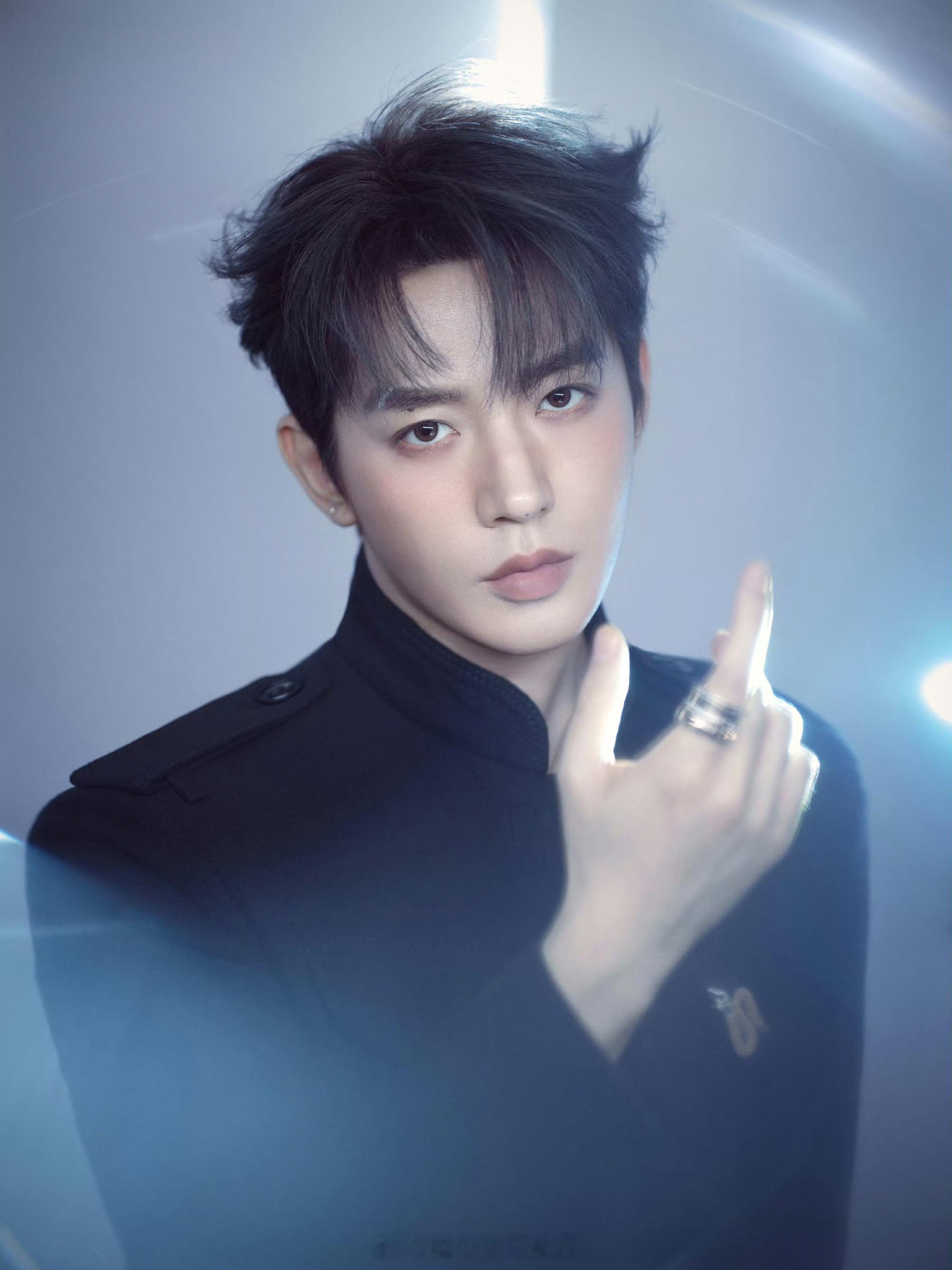 微博之夜 部分男明星出图来啦！帅哥们都轻点帅😎邓为、丁禹兮、陈哲远、曾舜晞 