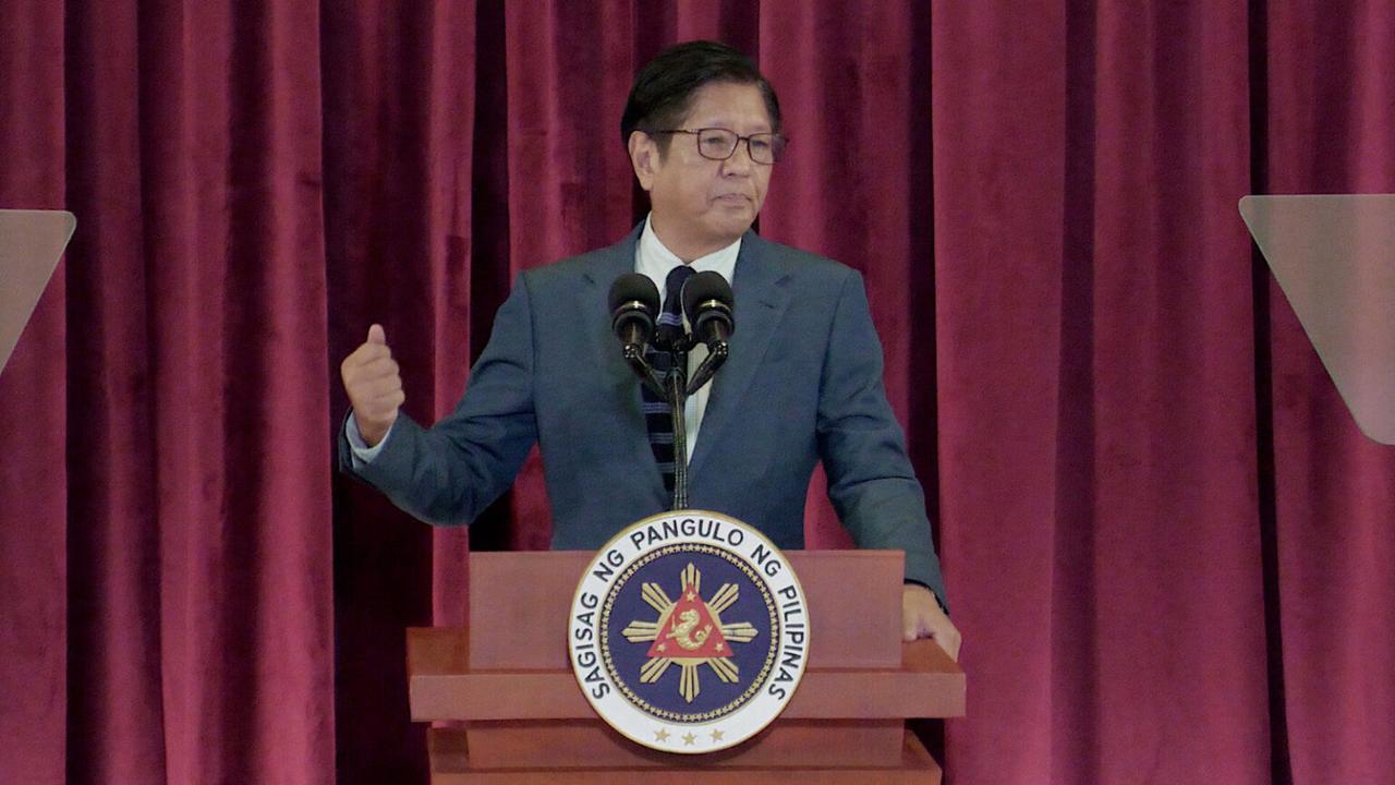 中国和菲律宾互相召见大使，不同的是中国外交部边海司紧急召见菲律宾驻华大使，而菲律