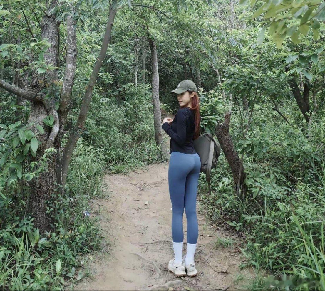 深圳西丽，铁岗水库。[鲜花]  ​​​