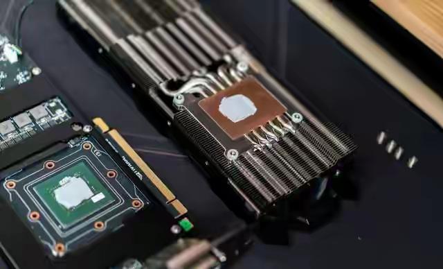 华为官宣昇腾950自研HBM：算力迎来“火箭推进器”式加速吗？

自研HBM确实