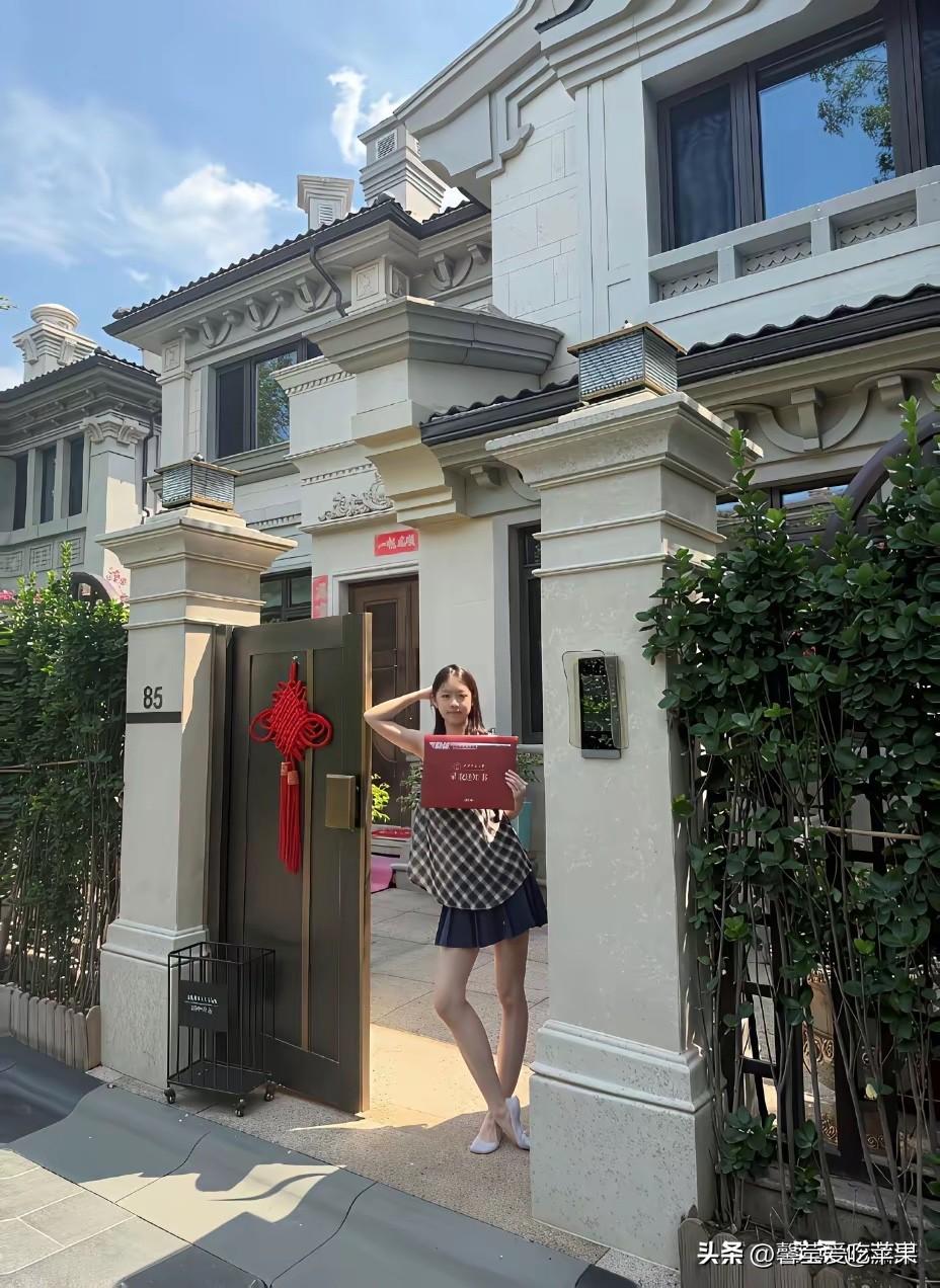 不得不说，这样的孩子，从出生就没有什么烦恼了吧？