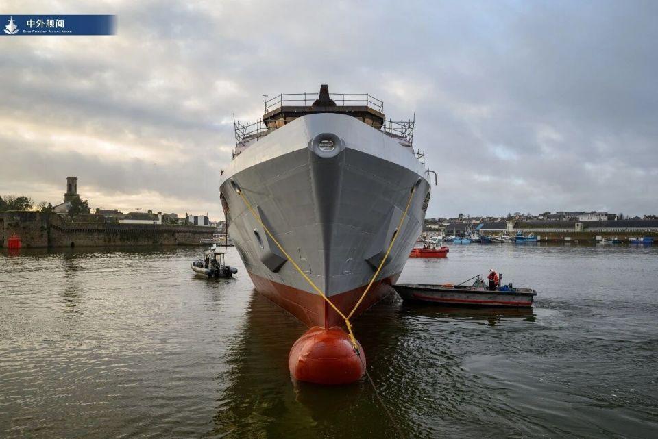 欧洲最强航母定名！3 条电磁弹射实锤，全面对标福建舰
当地时间 3 月 18 日
