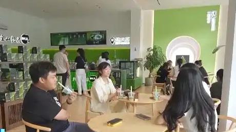 新茶饮消费热潮带动抹茶品类快速走红，杭州海关最新数据显示，2026年一季度浙江抹