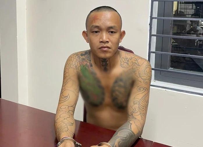 越南义安警方抓获的人口贩卖者，因为曾经有一段时间在金三角上工作，所以很快与边界上
