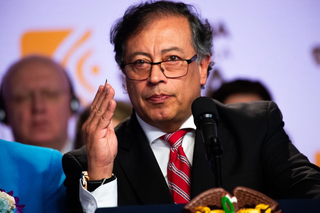 哥伦比亚总统佩特罗指控美国以打击贩毒为名，在加勒比海地区侵犯该国海域主权，并造成