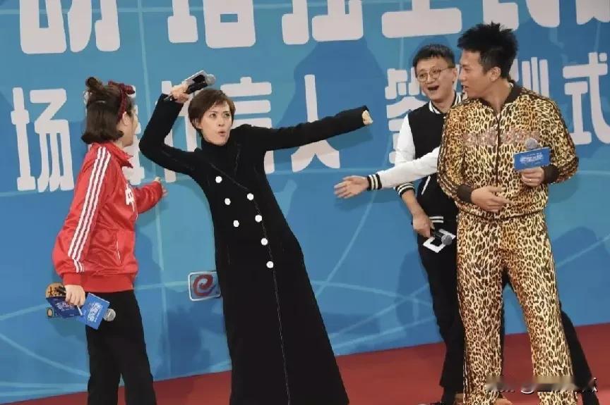 时间过得真快，孙俪和邓超已经牵手走过15个年头了。2010年领证，2011年结婚