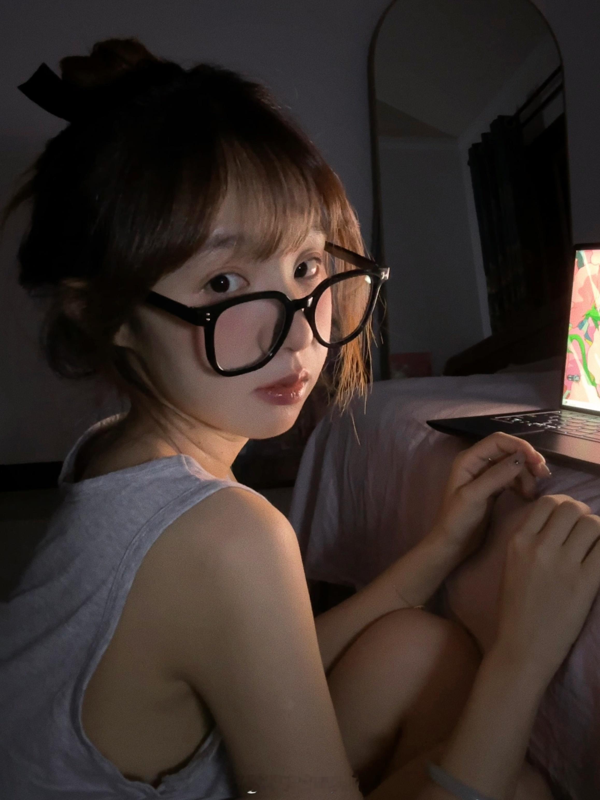 是谁在这么晚写脚本 原来是我[太开心] ​​​