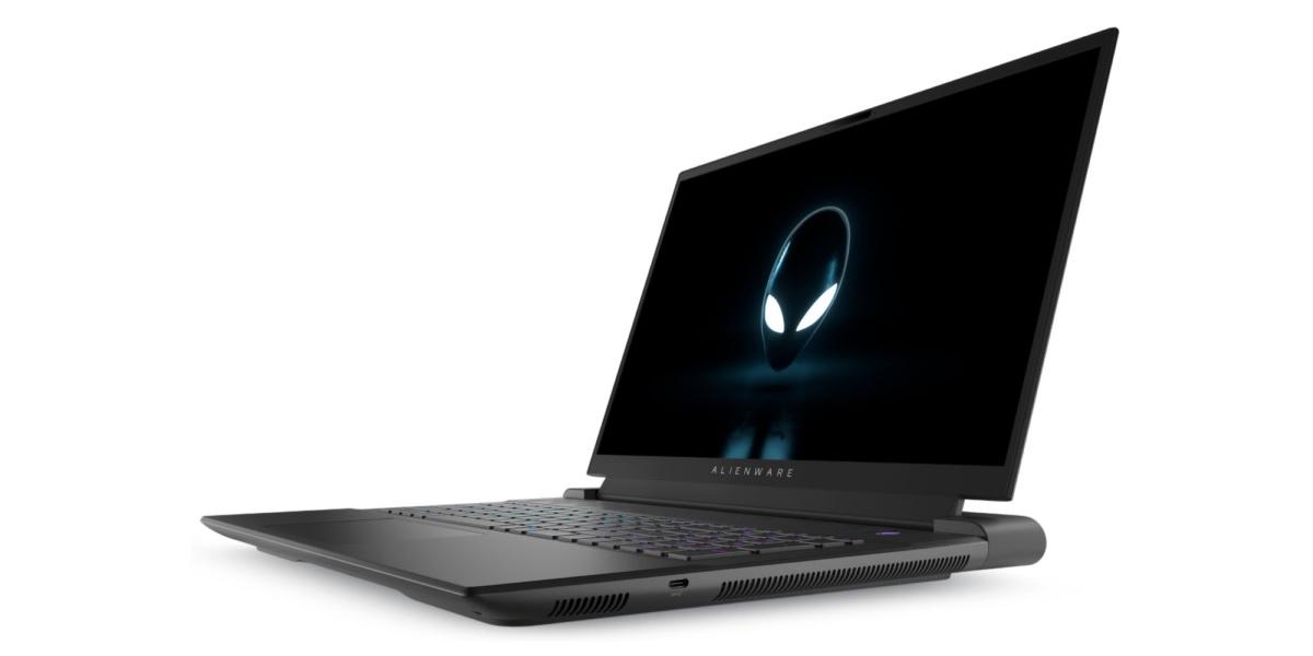 【Alienware m18 R1首发AMD RX 7900M】日前，AMD正式