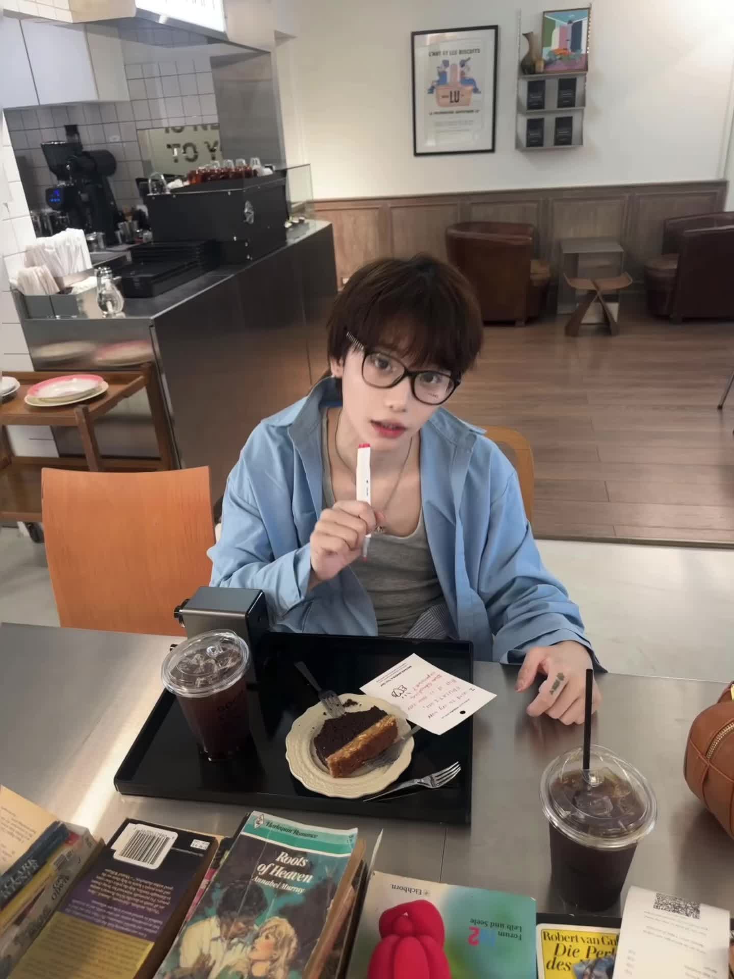 泪水打湿拼好饭 发誓要破50万