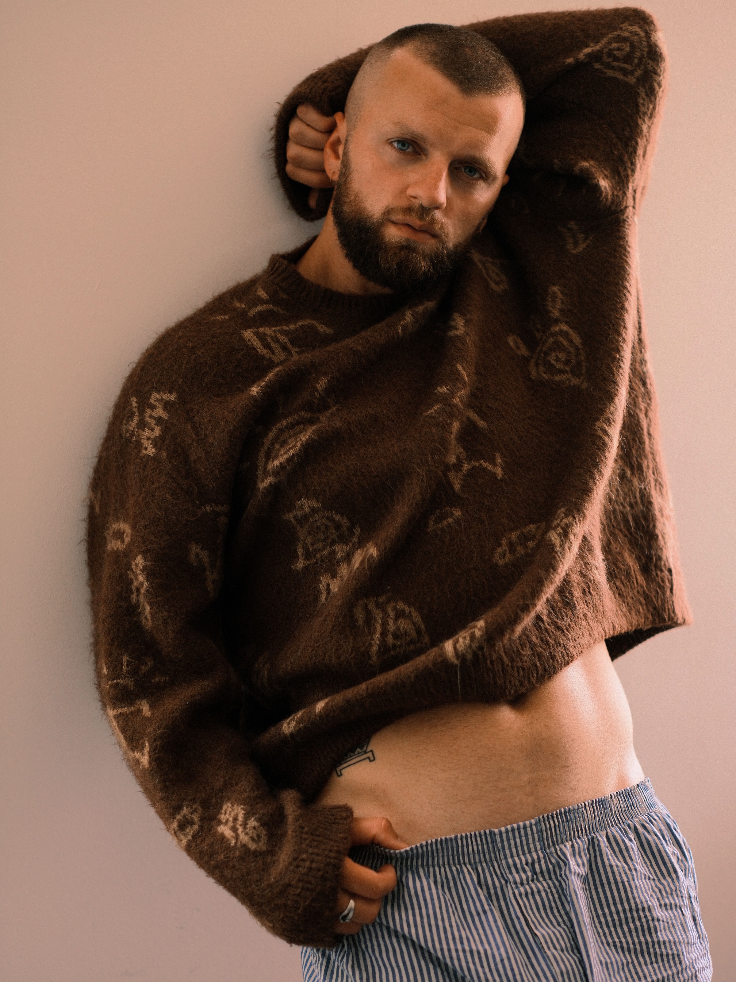 模特: Callum Heinrich | 📸摄影师: Emil ​​​