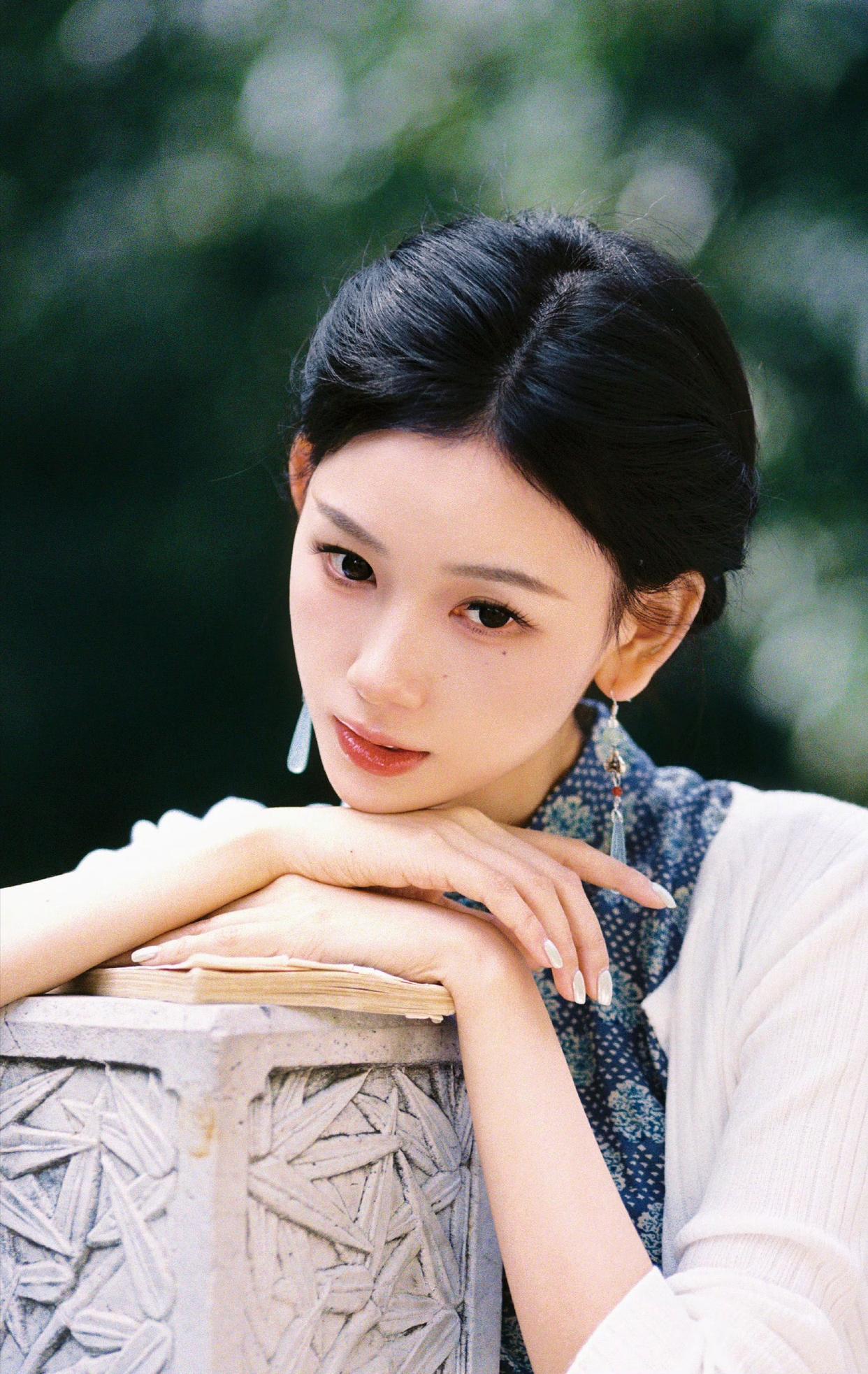 温柔娴静！