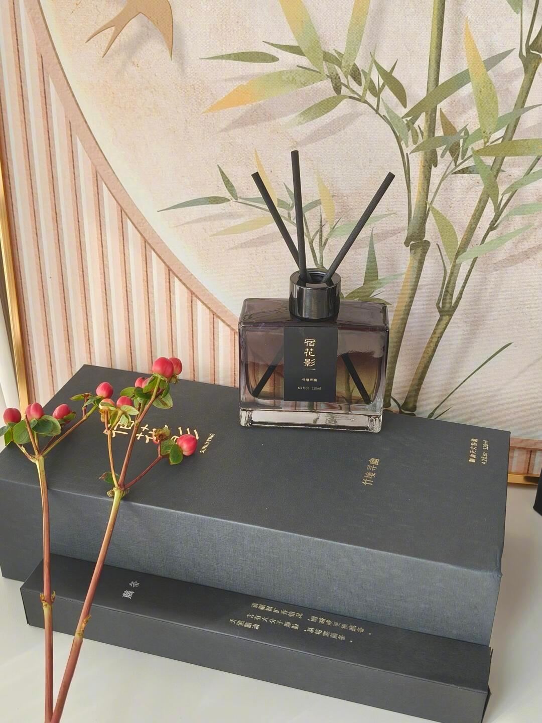 假日宅家也要来点仪式感[awsl]在家摆上一个淡雅的熏香浅淡的芬芳尊嘟泰爱❤️咯