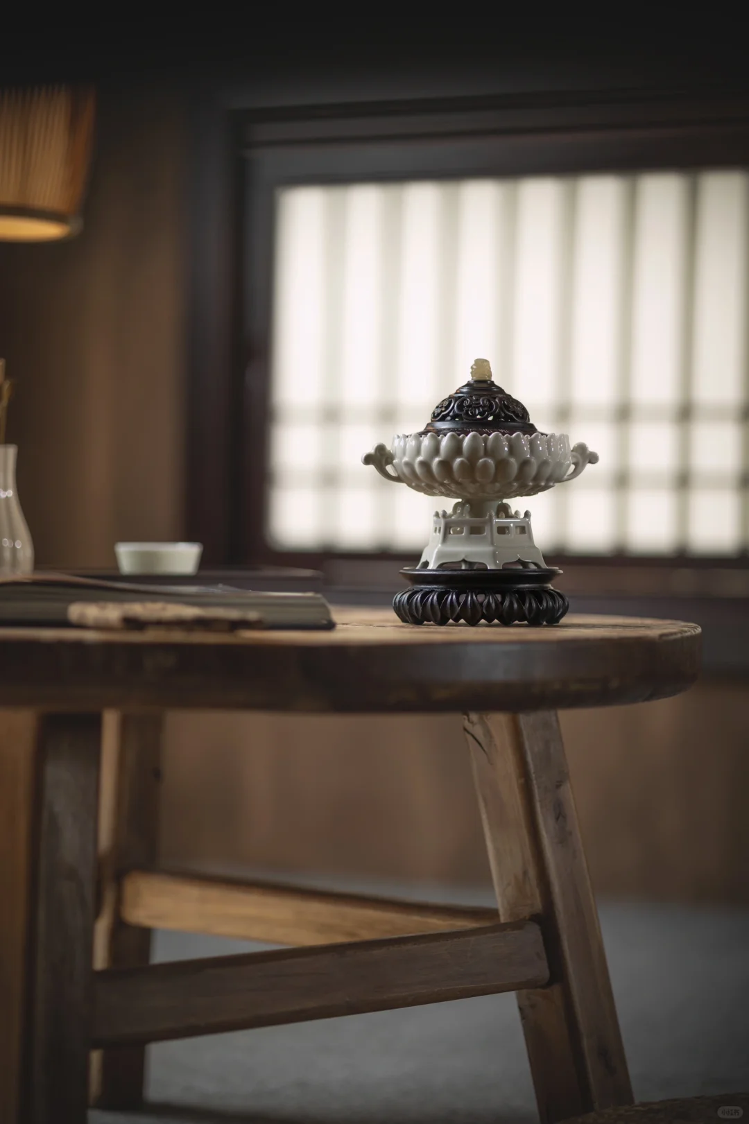 出淤泥而不染，濯清涟而不妖